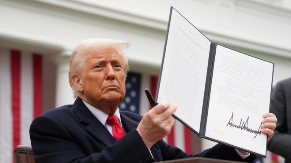 China e EUA concluem primeiro dia de negocia&ccedil;&otilde;es comerciais na Su&eacute;cia