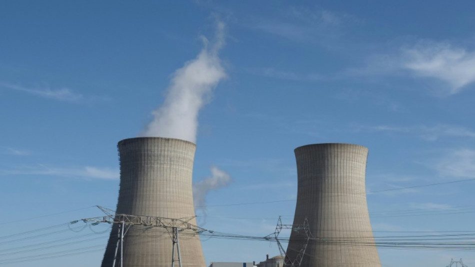 Gr&egrave;ve dans les centrales EDF: l'accord salarial "sign&eacute; &agrave; l'unanimit&eacute;", annonce la direction