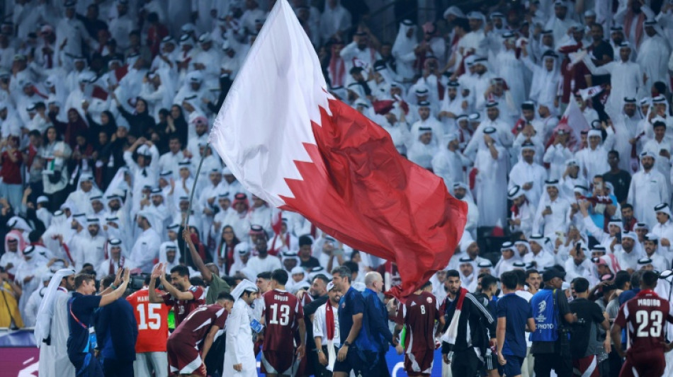 Catar vence Emirados &Aacute;rabes Unidos (2-1) e se classifica para Copa de 2026