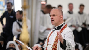 Comunidade tradicionalista desafia o Vaticano e ordena quatro bispos