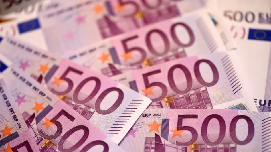 150.000 Euro in bar bei illegalem W&uuml;rfelspiel in K&ouml;lner Caf&eacute; beschlagnahmt