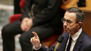 C'est la fin de la r&eacute;gularisation "&agrave; tour de bras", d&eacute;clare Retailleau