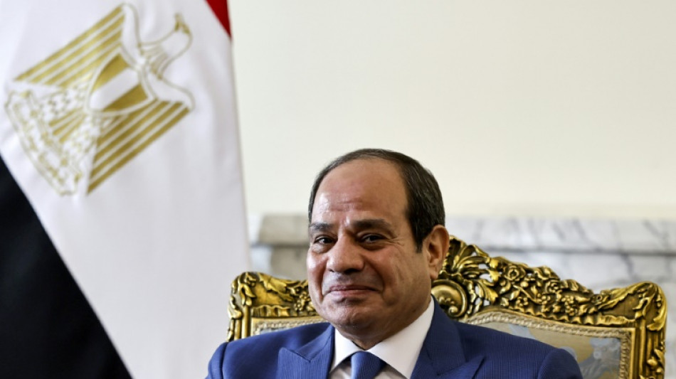 Presidente do Egito vence elei&ccedil;&atilde;o com 89,6% dos votos