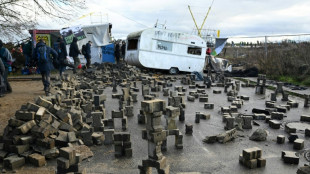 Polizei umstellt Dorf L&uuml;tzerath f&uuml;r Beginn von R&auml;umung 