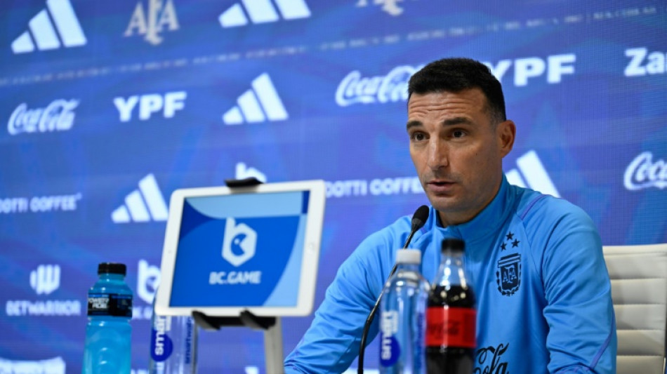 Scaloni diz que Messi est&aacute; em condi&ccedil;&otilde;es de enfrentar a Bol&iacute;via