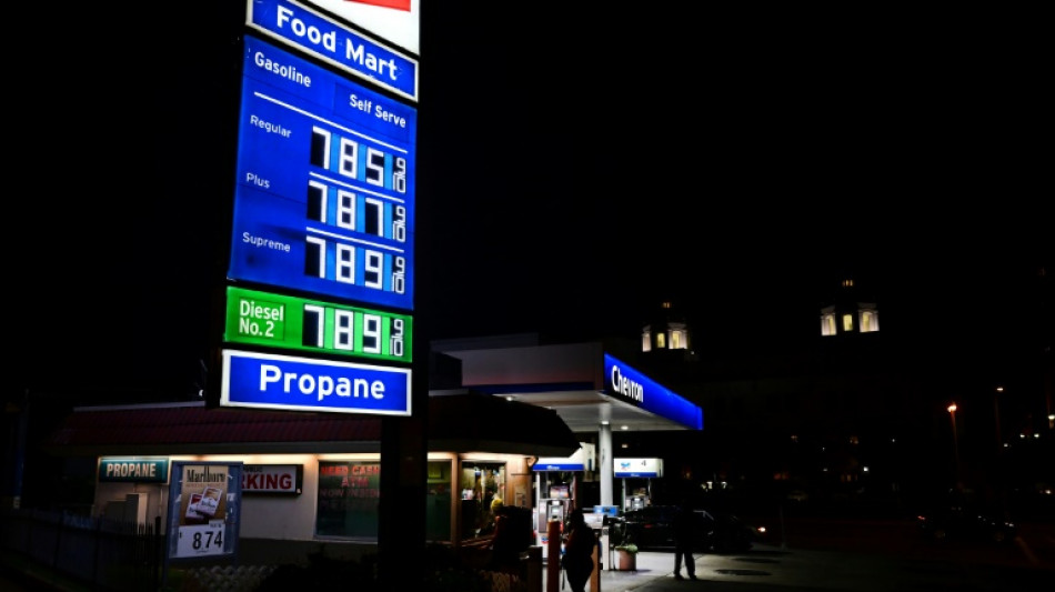 Reuni&oacute;n "constructiva" entre Casa Blanca y refinadores de petr&oacute;leo termina sin anuncios