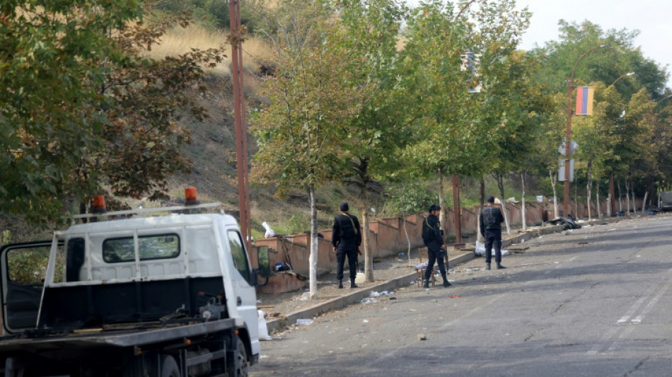 L&iacute;deres arm&ecirc;nios de Nagorno-Karabakh prometem ficar at&eacute; fim das opera&ccedil;&otilde;es