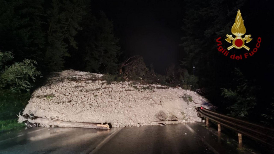 ++ Nuova frana nel Cadore, difficile l'accesso a Cortina ++
