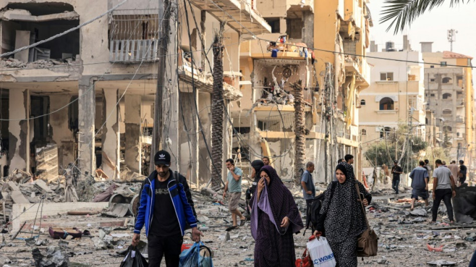 Milhares de palestinos fogem do norte de Gaza ap&oacute;s advert&ecirc;ncia de Israel 