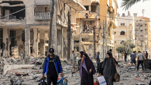 Sob bombas em Gaza, palestinos n&atilde;o sabem para onde ir