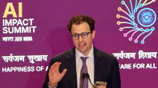 La empresa de IA Antropic prev&eacute; superar la facturaci&oacute;n anual de su rival OpenAI