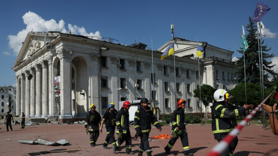 Russia hits Ukraine city centre after Putin meets generals