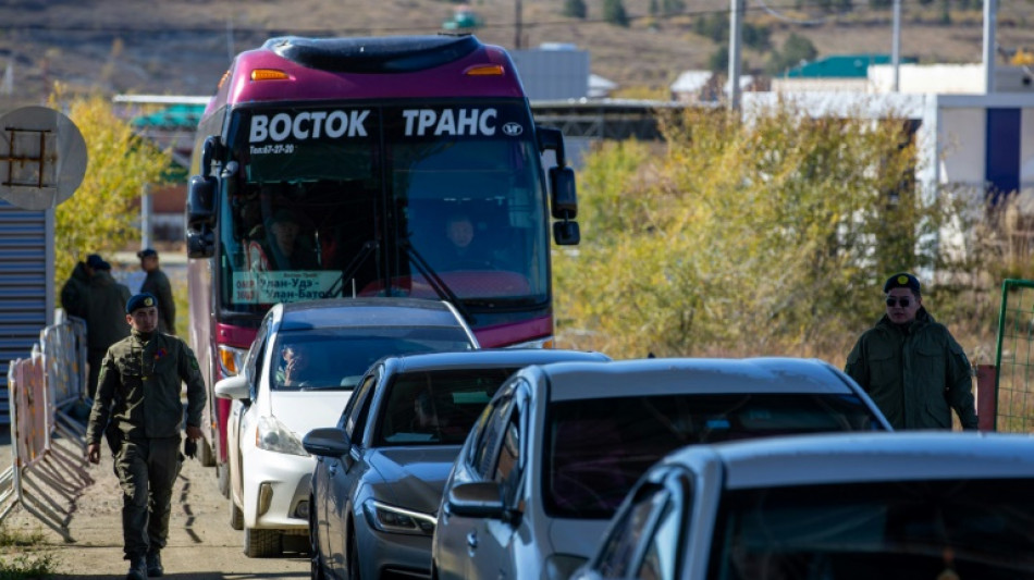 Rusia admite "errores" en la movilizaci&oacute;n y dice que no hay decisi&oacute;n sobre el cierre de fronteras