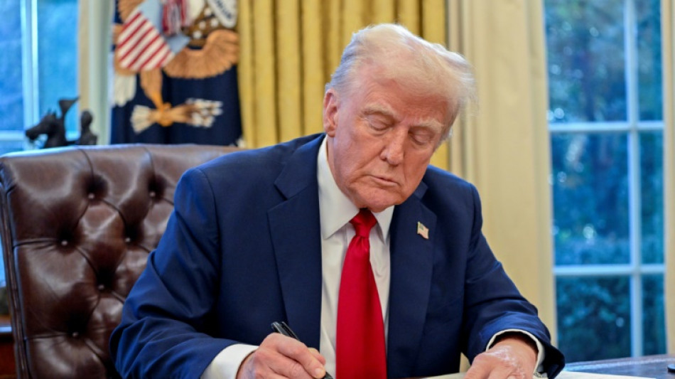 Trump d&eacute;clare la guerre commerciale au Canada, au Mexique et &agrave; la Chine