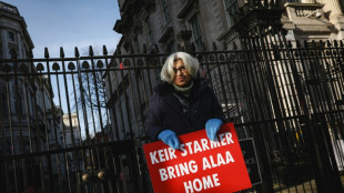 Laila Soueif, l'Egypto-Britannique en gr&egrave;ve de la faim pour faire lib&eacute;rer son fils