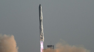 Neunter Testflug von SpaceX-Riesenrakete gestartet 