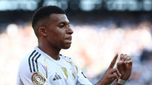 Justi&ccedil;a francesa investiga Mbapp&eacute; por cheques dados a policiais, anuncia MP