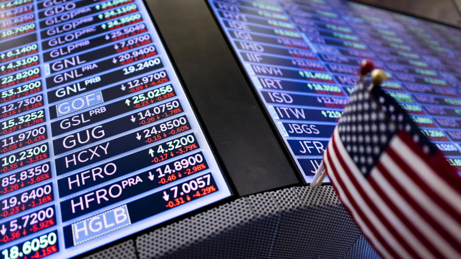 Wall Street apre contrastata, Dj -0,06%, Nasdaq +0,35%
