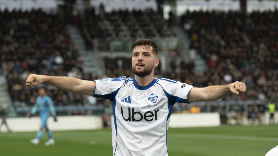 Serie A: Cagliari-Como 1-2