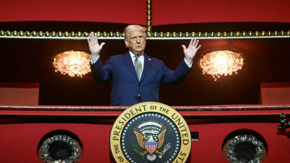 Tensi&oacute;n entre Trump y jefe de Corte Suprema por el juez que suspendi&oacute; expulsi&oacute;n de migrantes