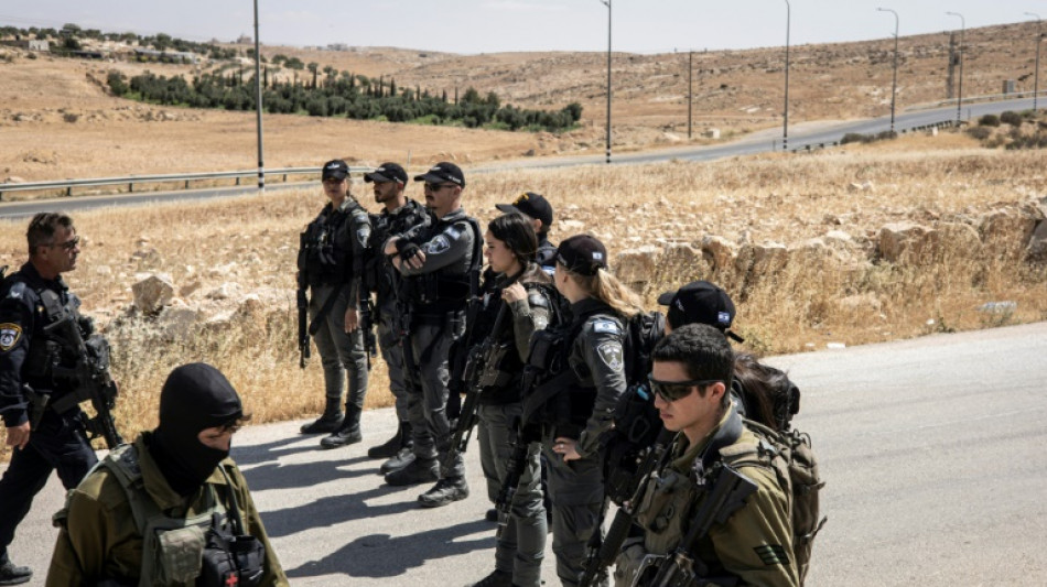 Israel impide a periodistas acceder al pueblo en Cisjordania de un director que gan&oacute; el Oscar