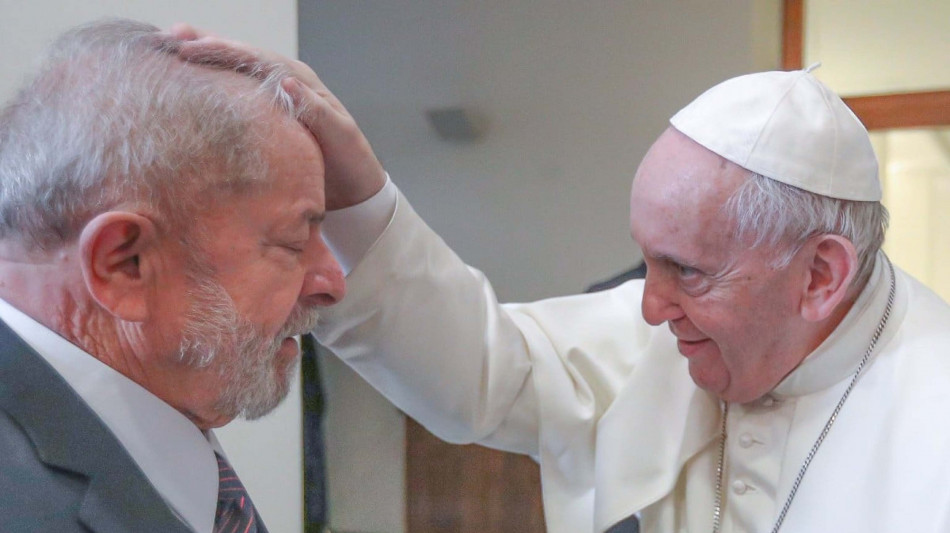 Brasile, Lula parteciperà ai funerali di Papa Francesco a Roma