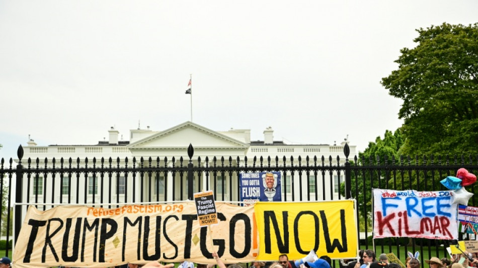 Miles salen a las calles en EEUU en otra ola de protestas contra Trump