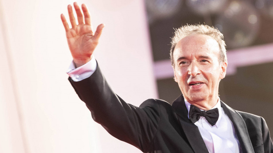 Benigni in autunno su Rai1 con un monologo su San Pietro