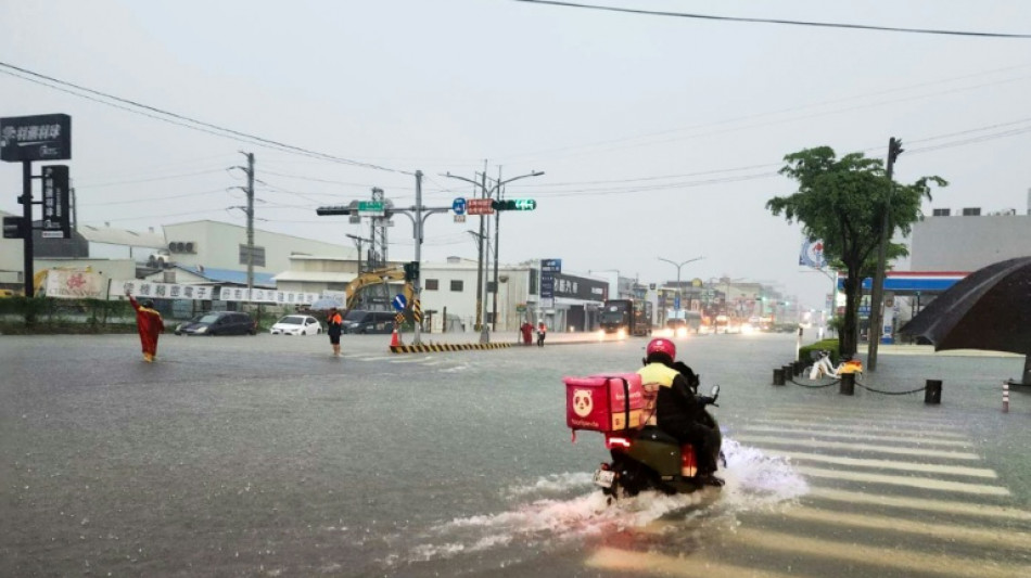 Taïwan: des pluies torrentielles font quatre morts en une semaine