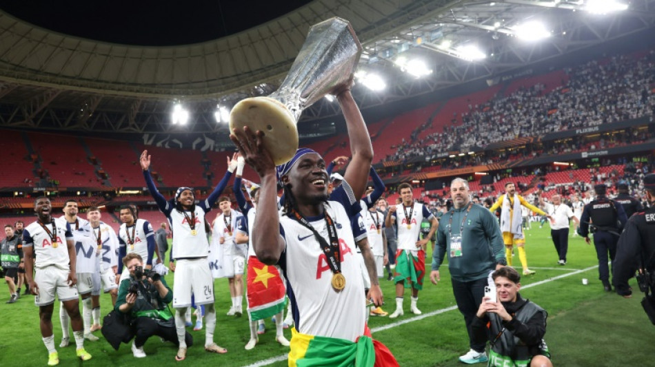 Spurs looking into Bissouma conduct after 'laughing gas' report