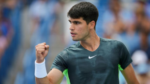 Alcaraz vence Hurkacz, vai a sua primeira final em Cincinnati e mant&eacute;m n&uacute;mero um