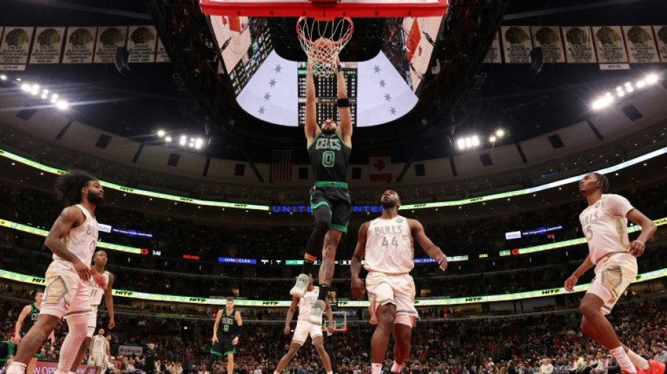 NBA: les Celtics dominent les Bulls gr&acirc;ce &agrave; un Tatum inarr&ecirc;table