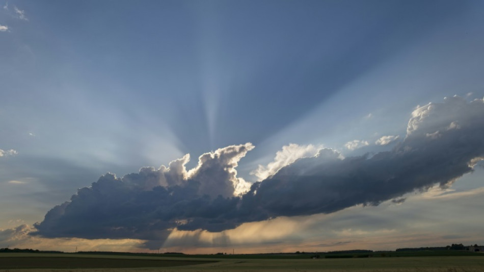 Les intemp&eacute;ries du 2 au 5 juin vont co&ucirc;ter 940 millions d'euros