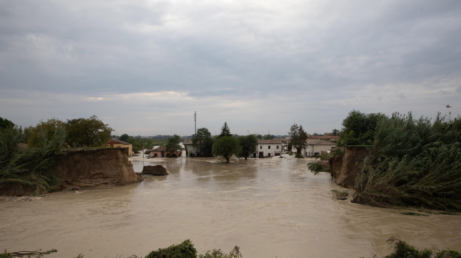 Catastrofi naturali, 'persi gi&agrave; 120 miliardi nel mondo in 2024'