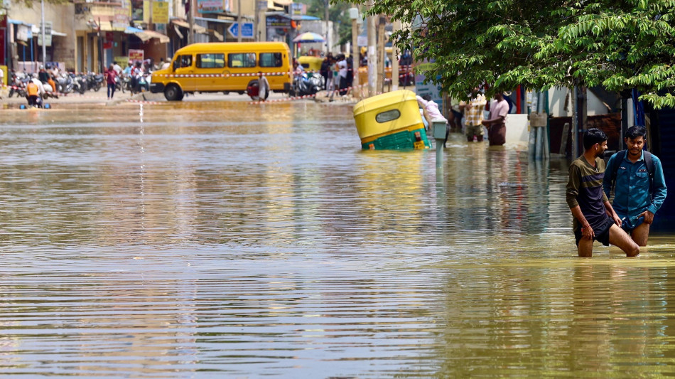 India, nove vittime per forti piogge ieri sera a Bangalore